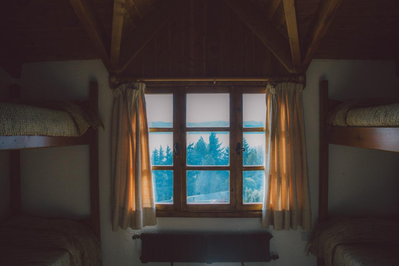 Dormitorio con literas